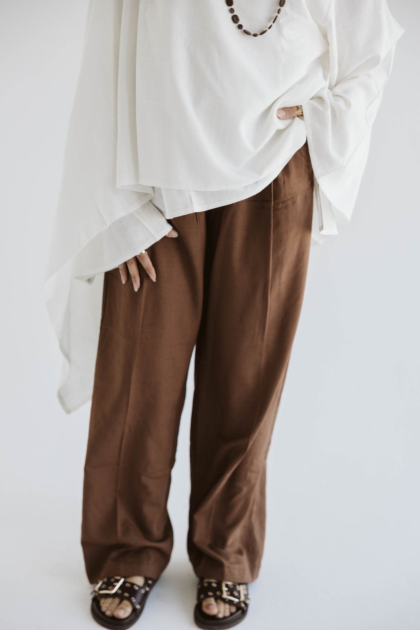 Linen Wide-Leg Pant in Rich Brown