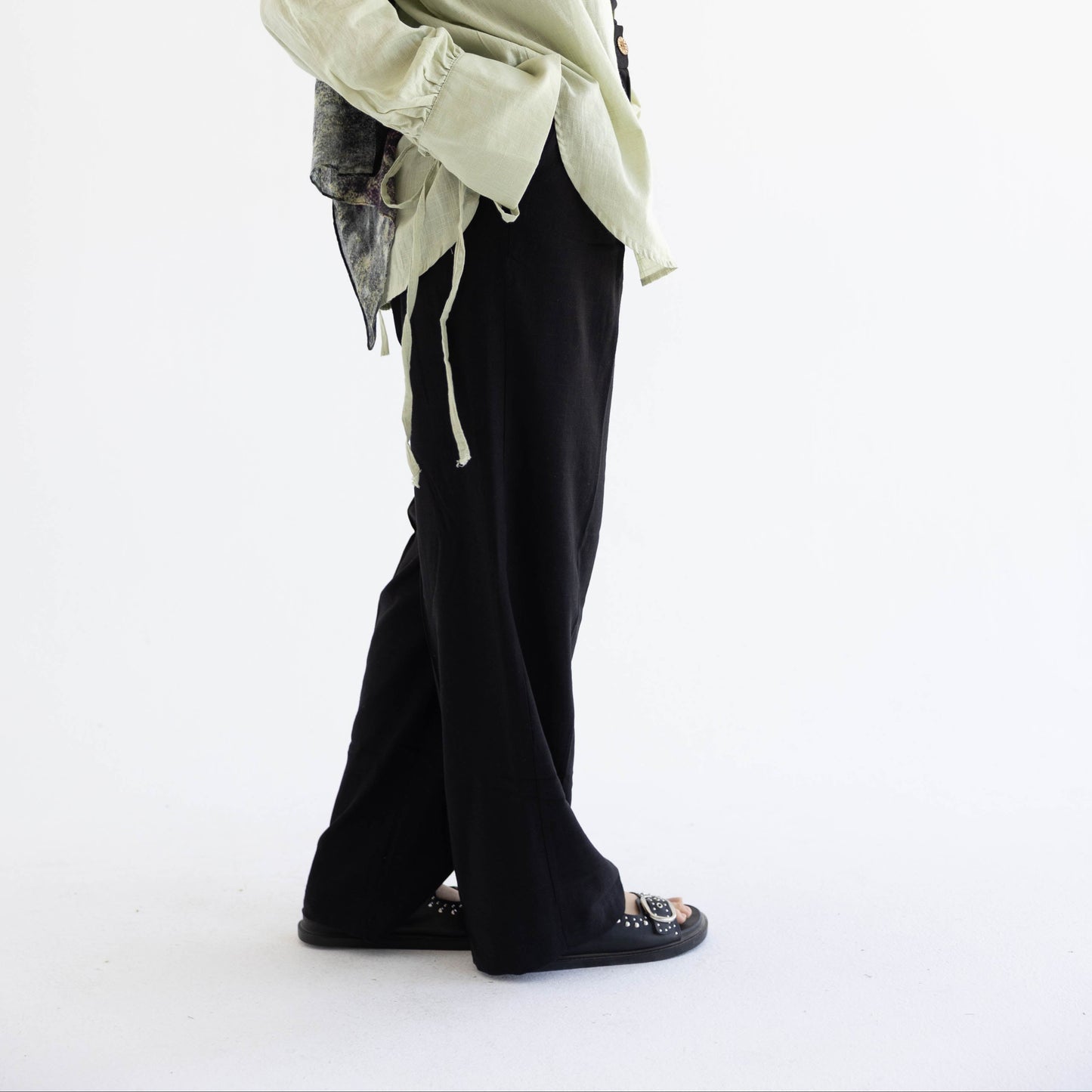 The Essential Black Linen Trouser
