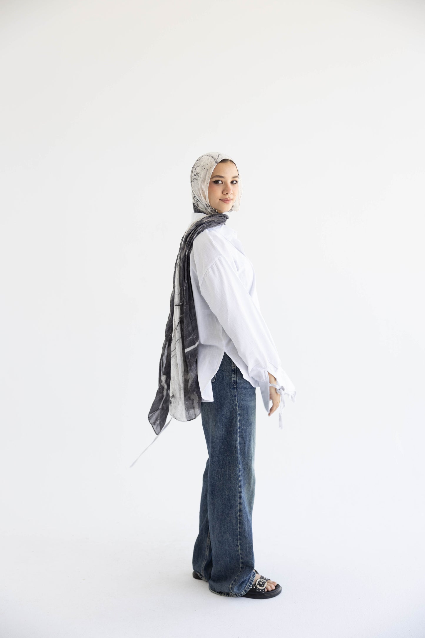 Oversized Linen Shirt with Back Tie –in White