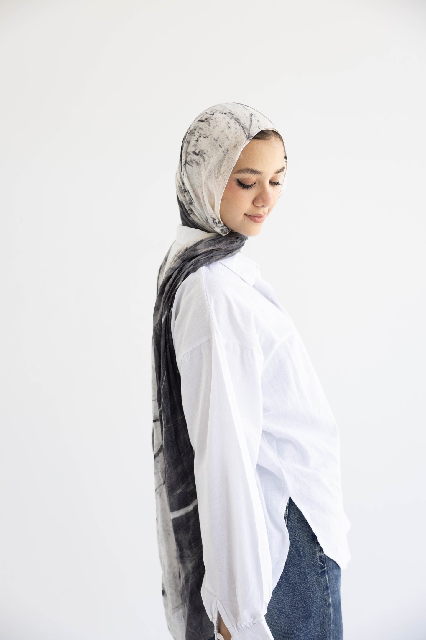 Oversized Linen Shirt with Back Tie –in White