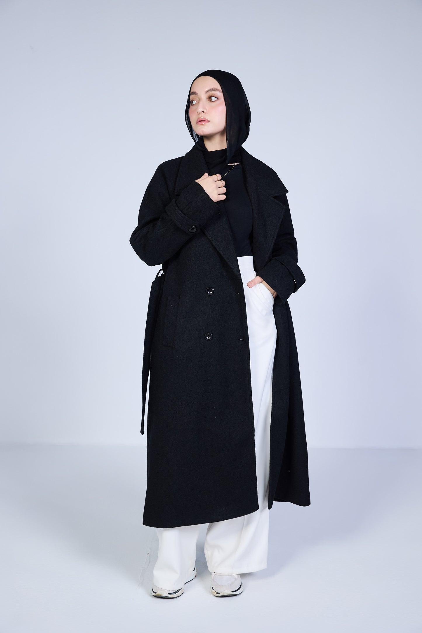 Minimal Wool-Blend Long Coat – Midnight Black