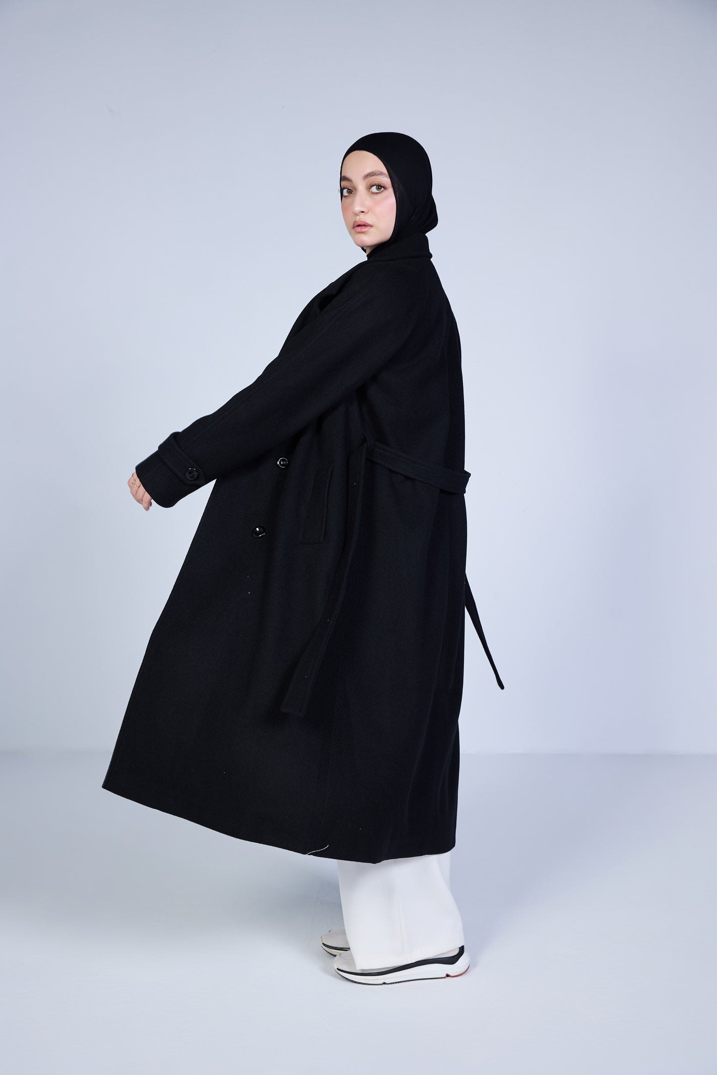 Minimal Wool-Blend Long Coat – Midnight Black