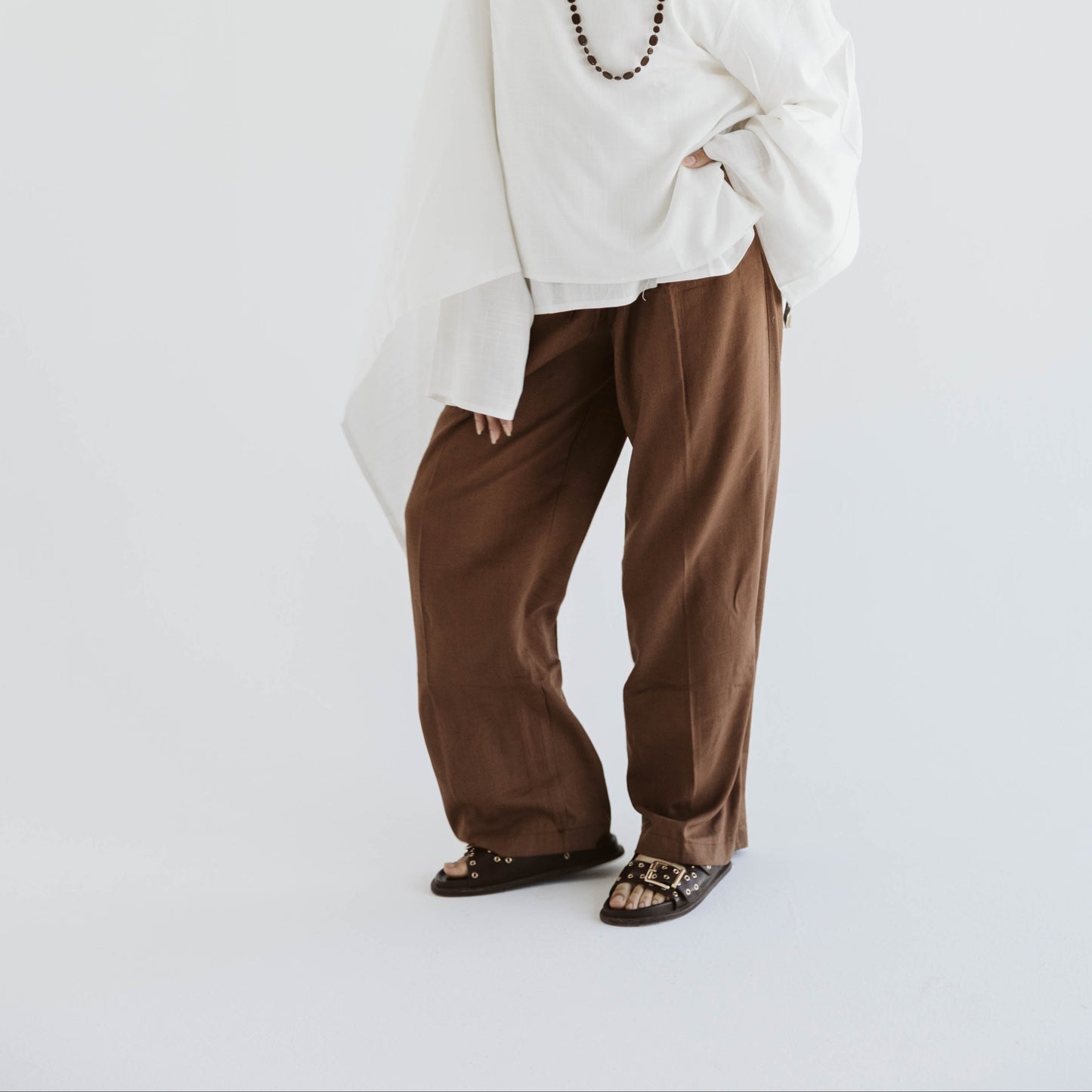 Linen Wide-Leg Pant in Rich Brown